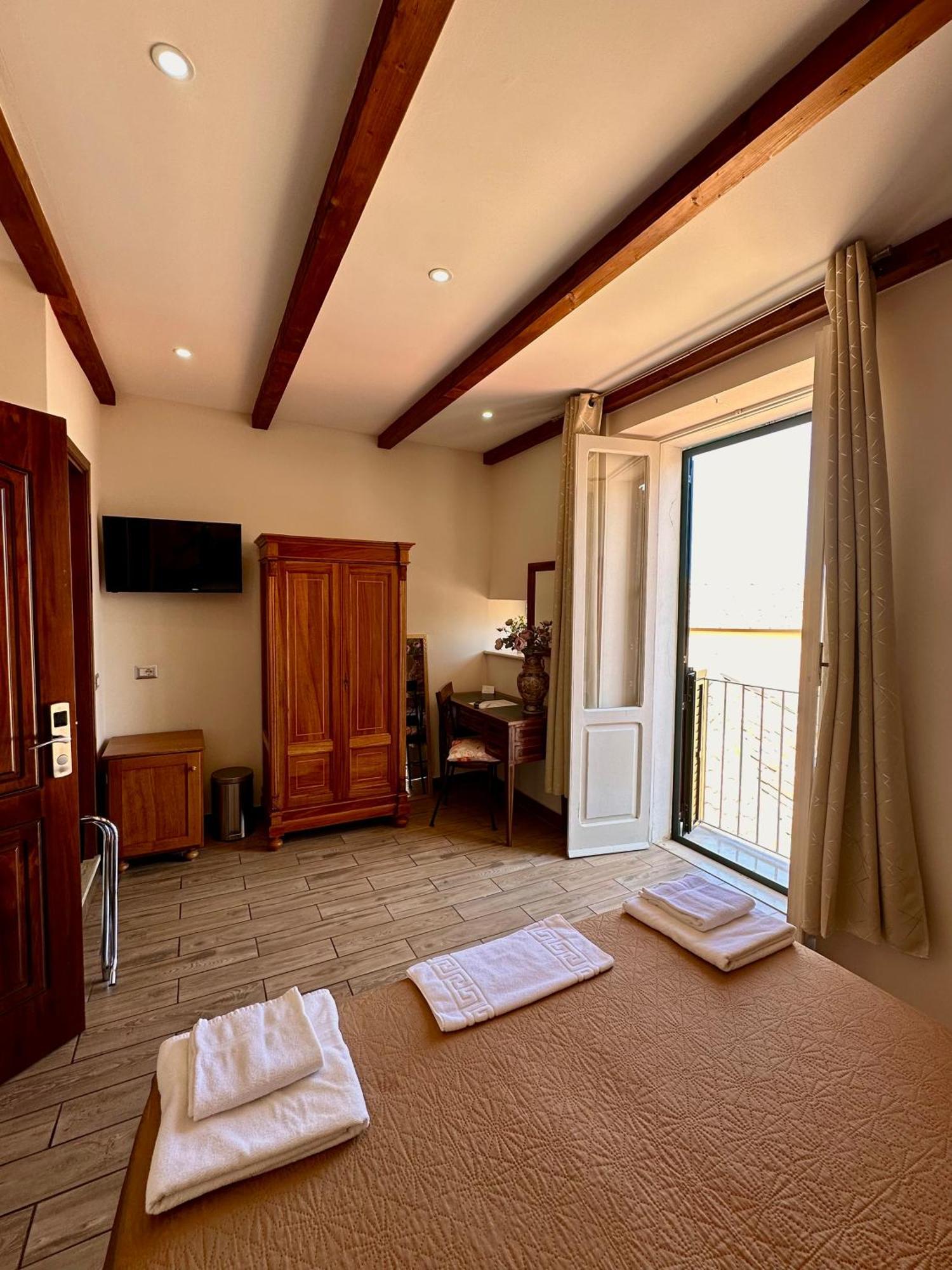 Lorylu Hotel Tropea Eksteriør billede