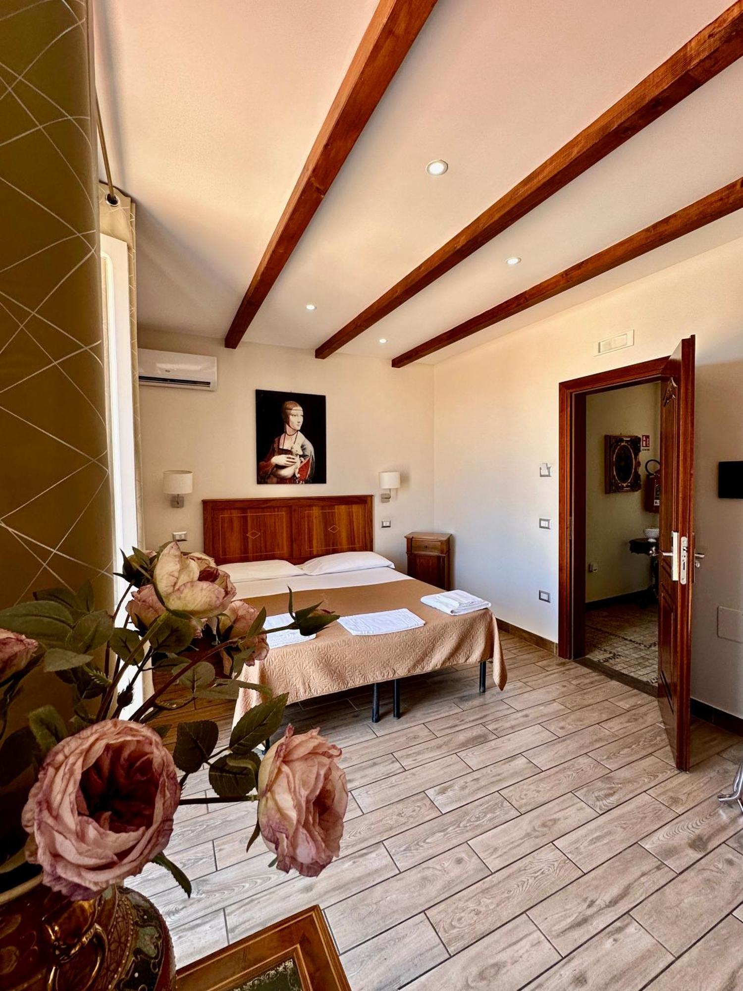 Lorylu Hotel Tropea Eksteriør billede