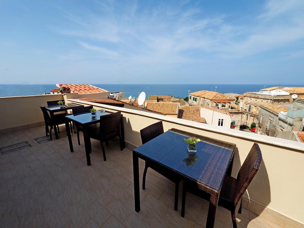 Lorylu Hotel Tropea Eksteriør billede